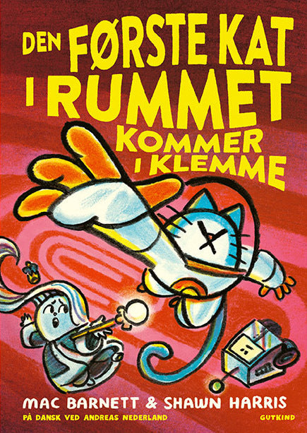 Den første kat i rummet kommer i klemme